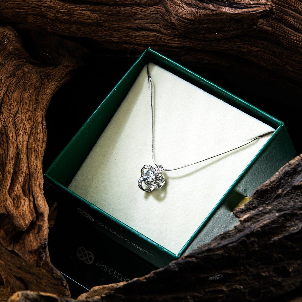 Fine 14k White Gold Diamond Triquetra Trinity Celtic Knot Pendant Necklace,  16